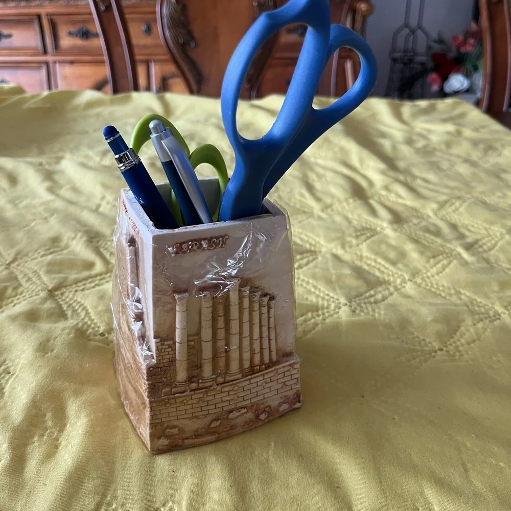 Souvenirs from Jordan Pen Holder Petra, Jerash & Castle Kerak